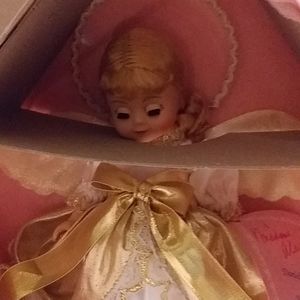 Madame Alexander Danielle Belk Angel Doll NEW nBox